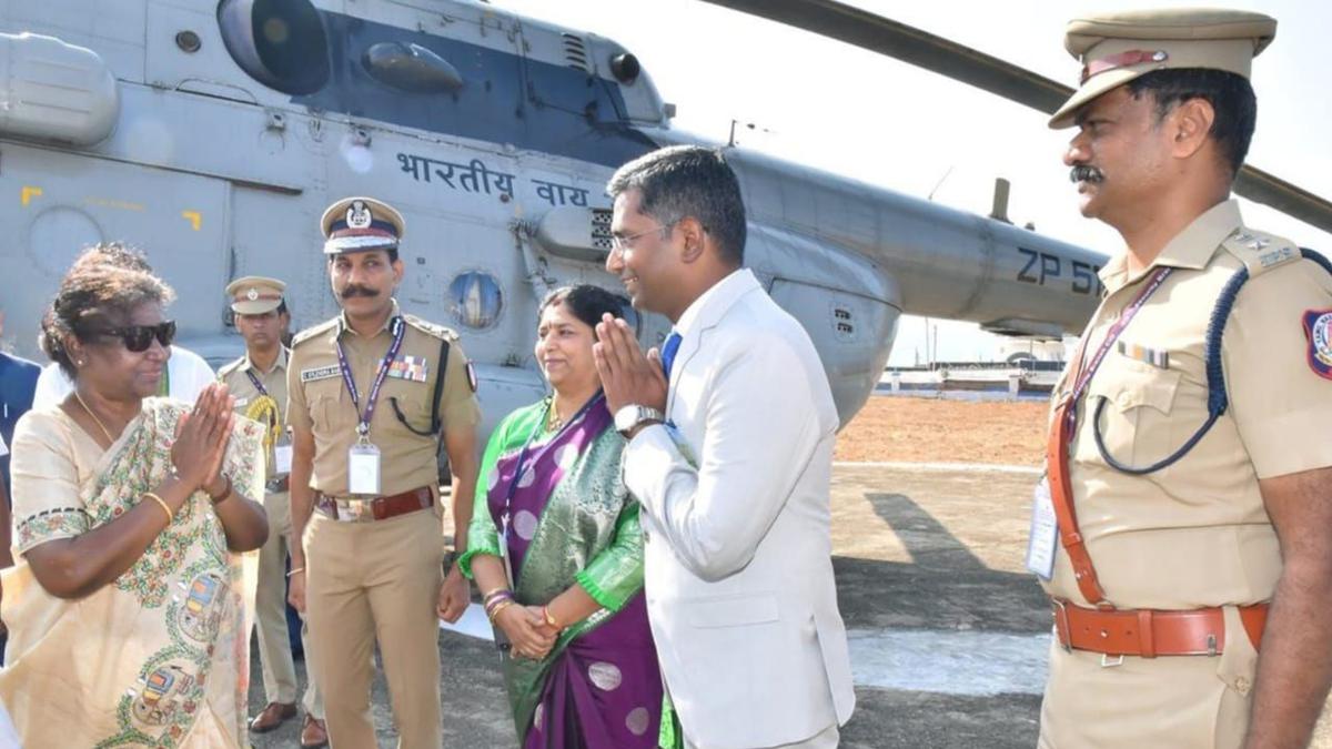 President Droupadi Murmu visits iconic Vivekananda Rock Memorial in Kanniyakumari