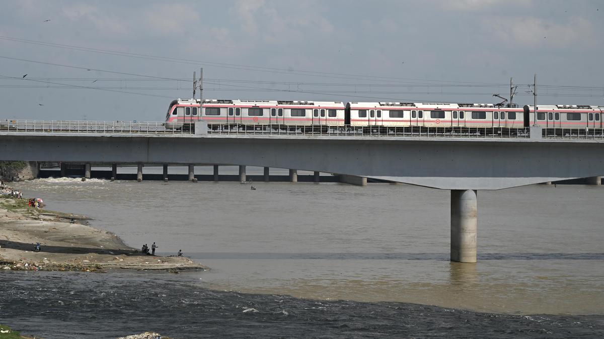 DMRC ties up with Bharat Taxi for stronger last-mile travel