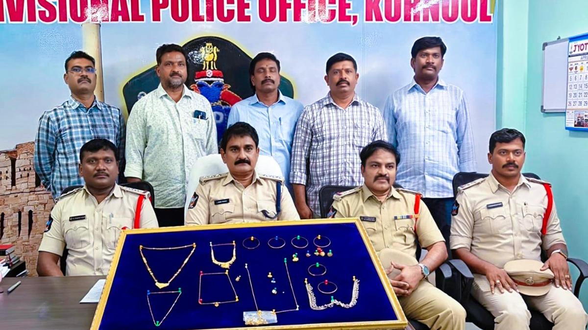 Two minors arrested for house burglary, stolen ornaments recovered