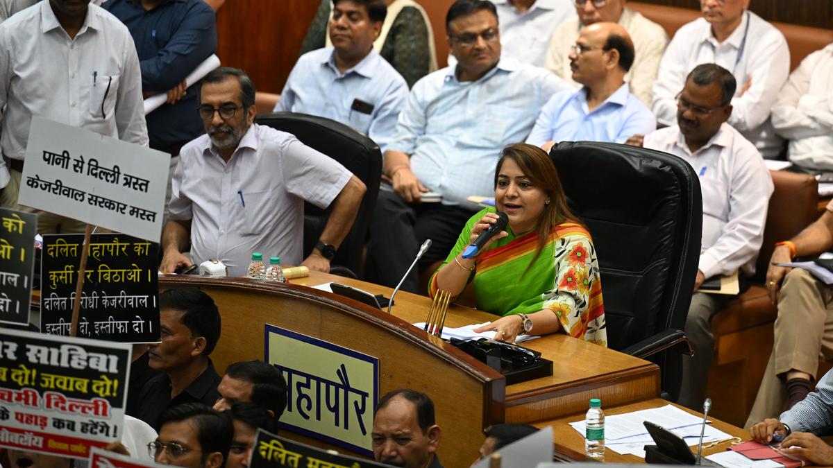 Delhi Commissioner, Mayor at odds over zonal committee elections