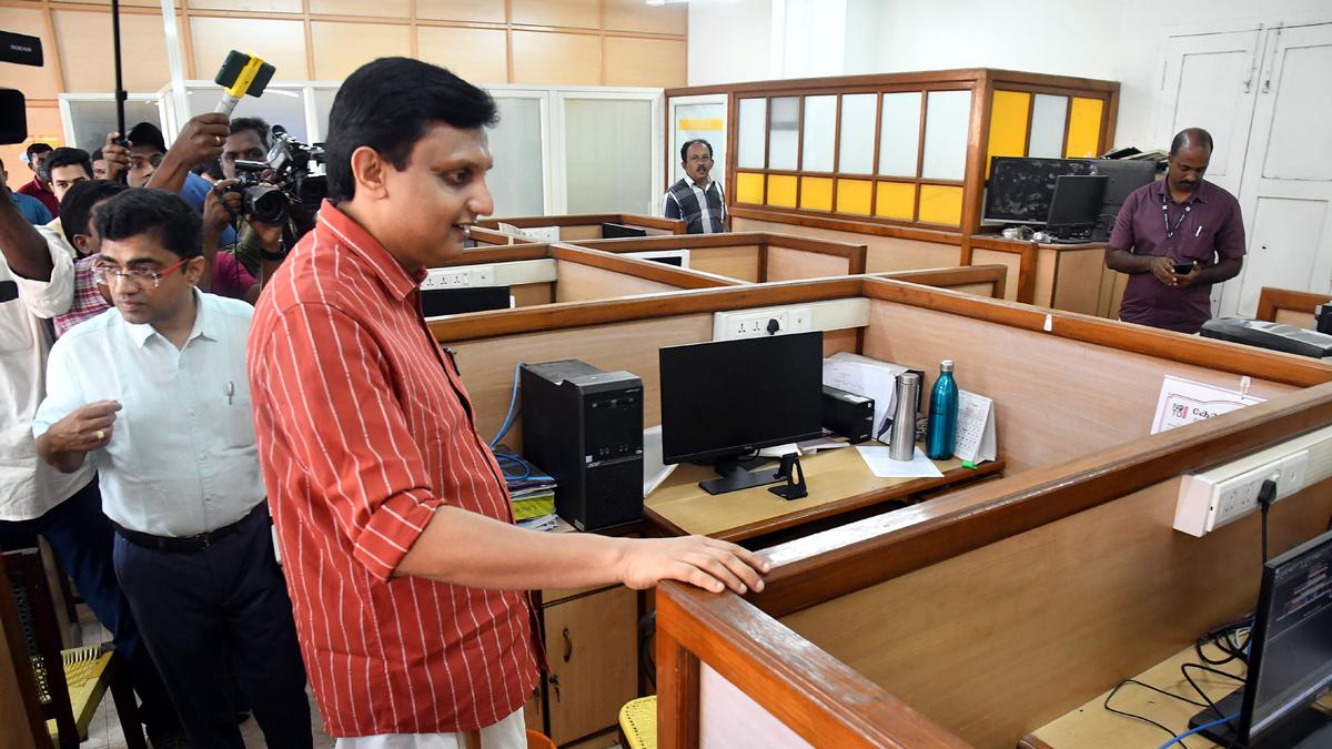 Surprise inspection by Public Works Minister finds irregularities