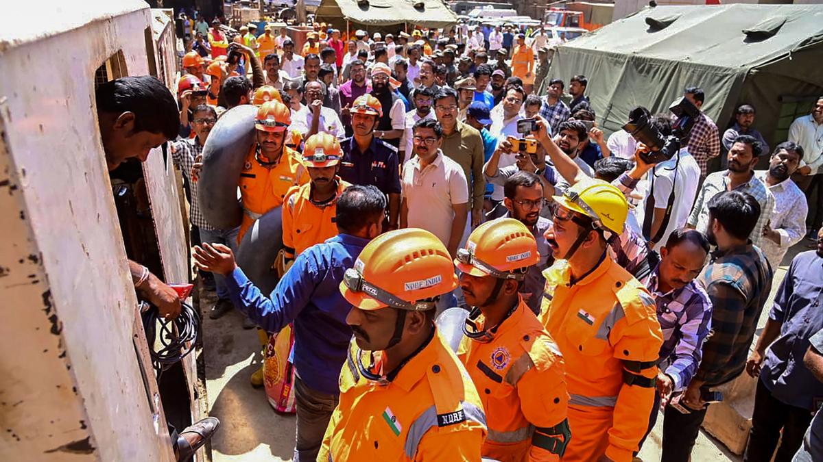 Rahul Gandhi speaks to CM, enquires about SLBC tunnel rescue operations