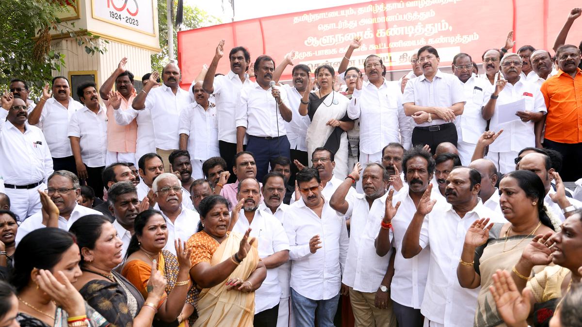 DMK holds protest against Governor Ravi for disrespecting State’s anthem