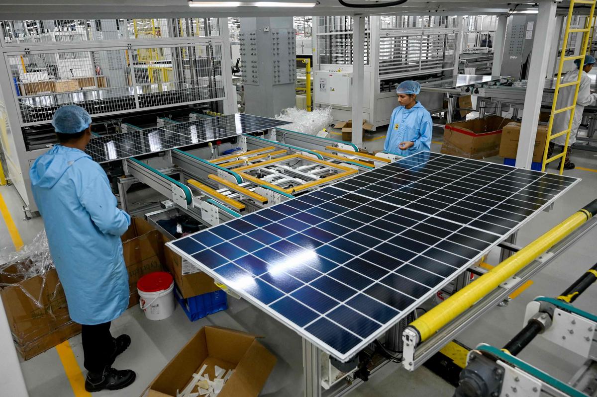 thehindu.com - Jacob P Koshy - U.S. slaps 126% duty on Indian solar imports