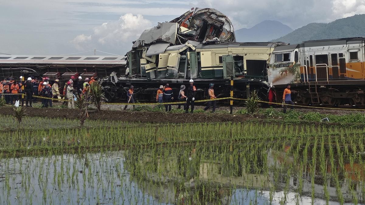 Trains collide on Indonesia's main island of Java, killing at least 3 people