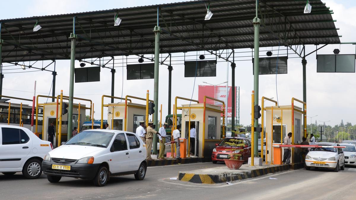 Bengaluru airport toll plaza achieves decade-high record with ₹308 crore collection in FY24