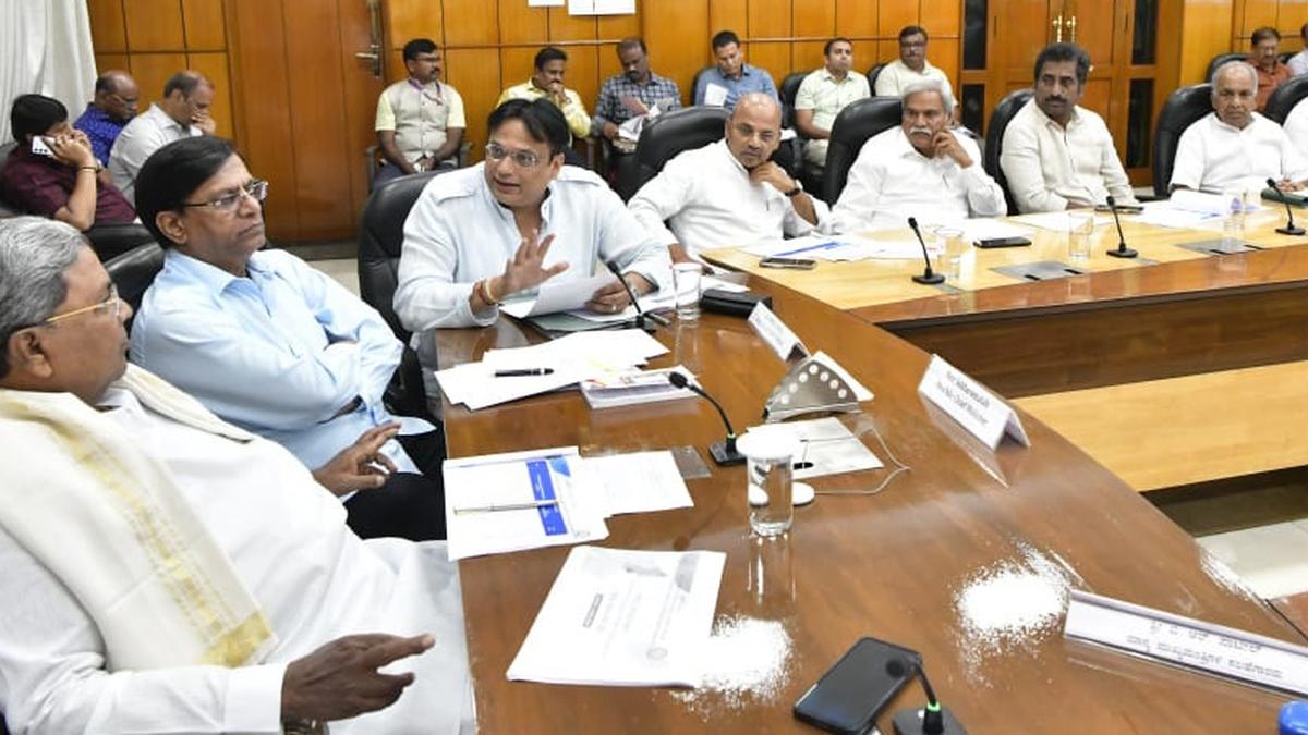 Karnataka Chief Minister directs Kalyana Karnataka Regional Development Board to expedite projects related to health, education, and job creation