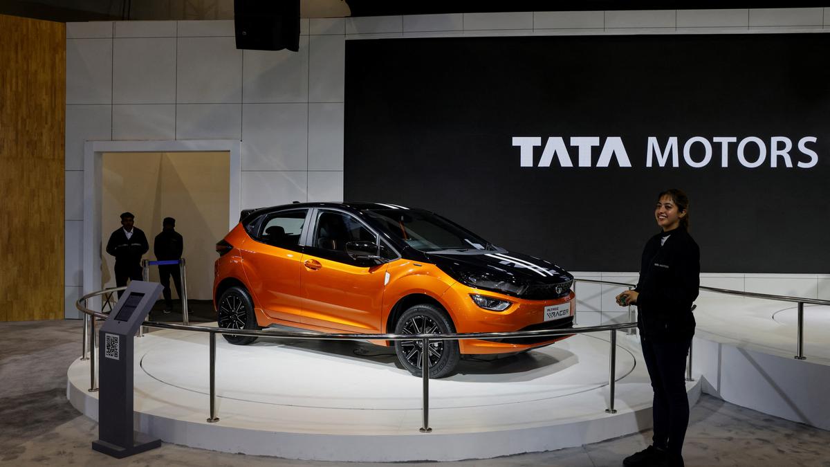 Passenger Vehicles industry growth likely to moderate to less than 5% in FY25: Tata Motors