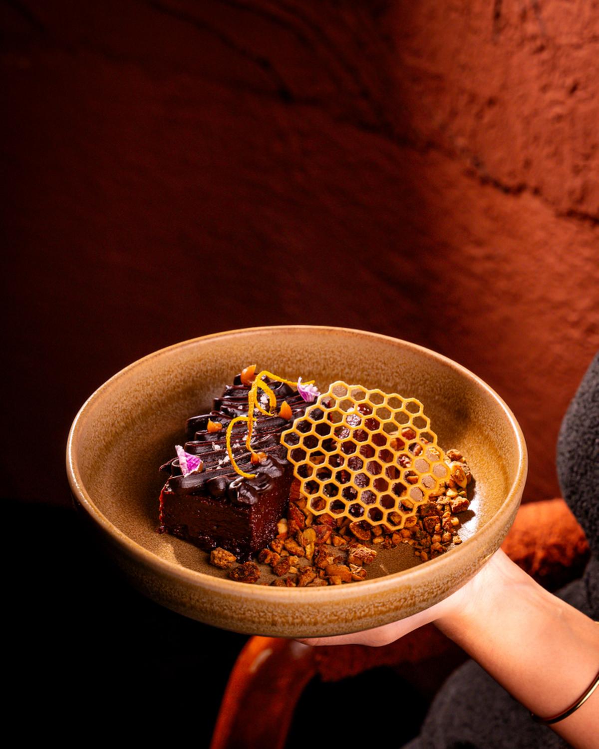 Alta Stella dish Alta Stella dish