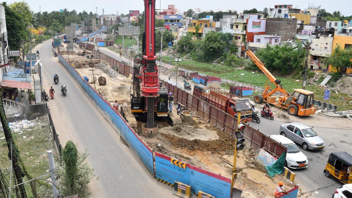 cmrl-begins-work-between-sholinganallur-and-sipcot-for-chennai-metro