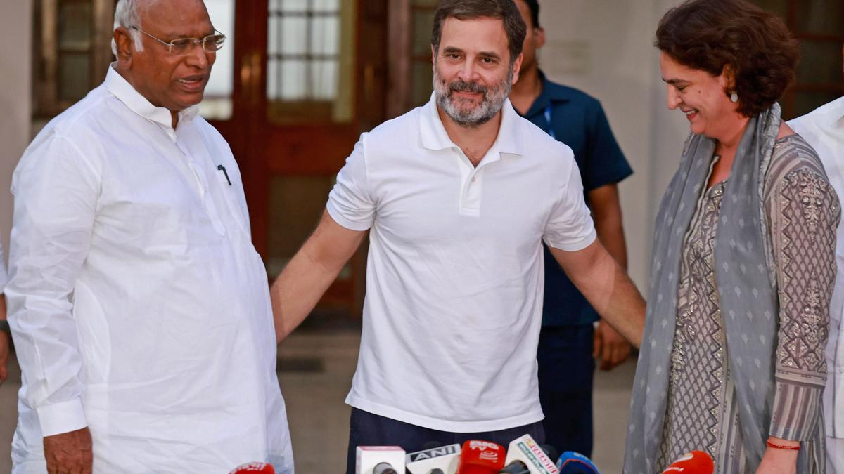 U.P. Congress welcomes Rahul Gandhi’s decision to retain Rae Bareli