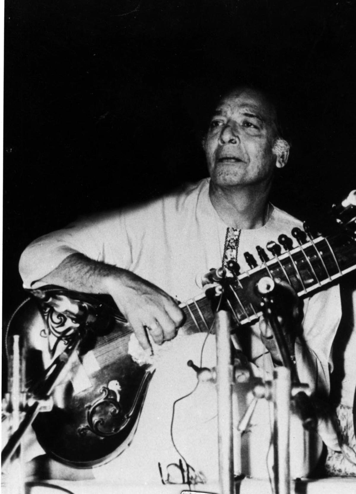Sitar maestro and Arvind Parikhs’s guru Ustad Vilayat Khan