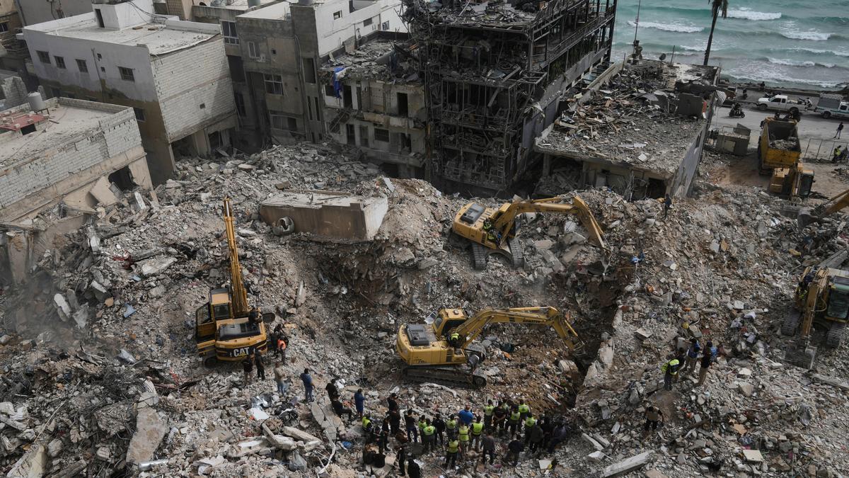 The Invisible Border in the Dust