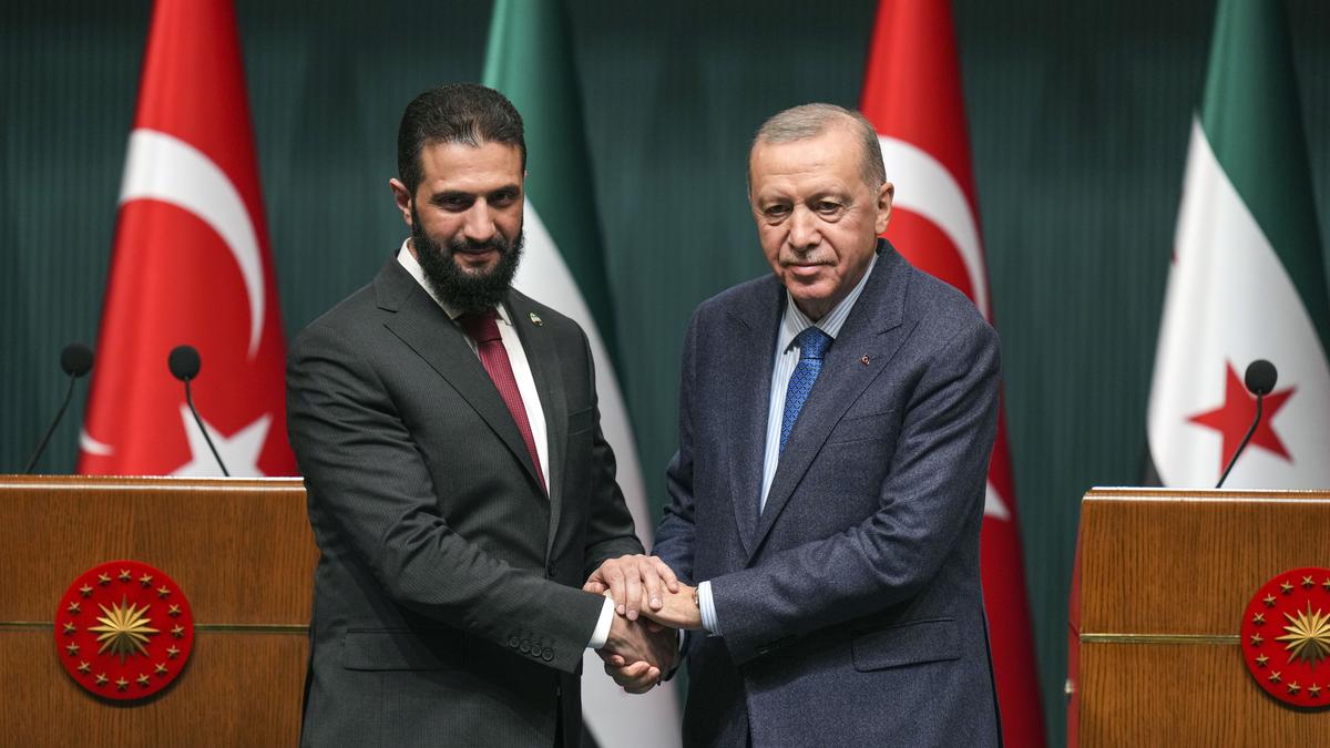 Syria’s interim leader holds talks with key ally Turkiye on his second international trip