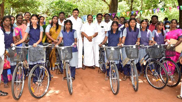 Minister distributes free bicycles to students in Namakkal