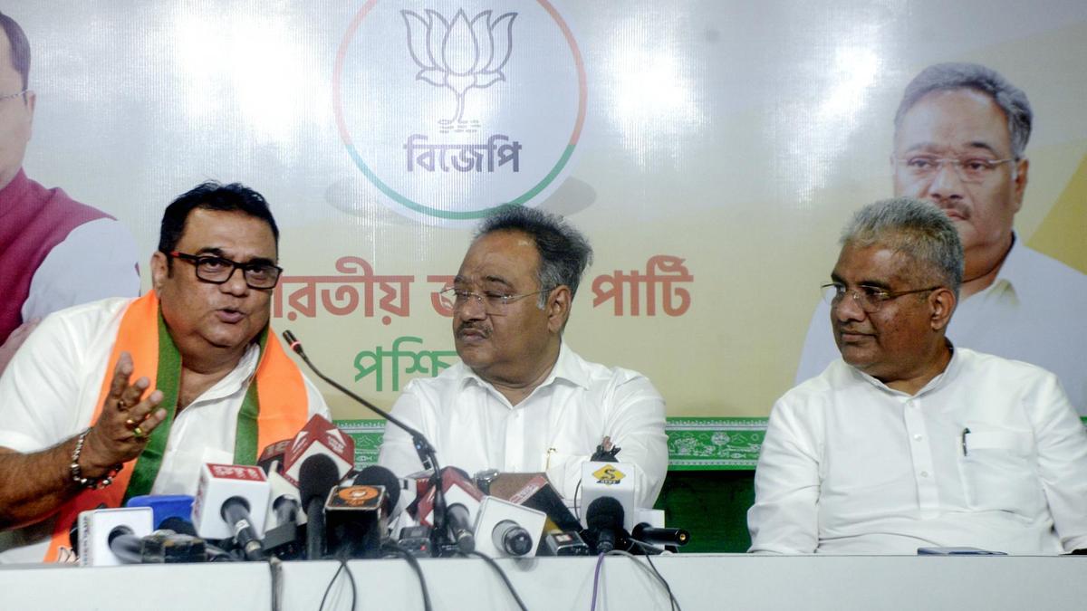 Bankim Chandra Chattopadhyay’s descendant joins BJP ahead of Bengal poll
