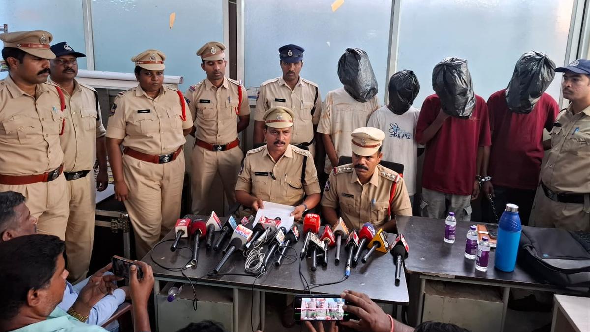 Four arrested for murder of youth in East Marredpally