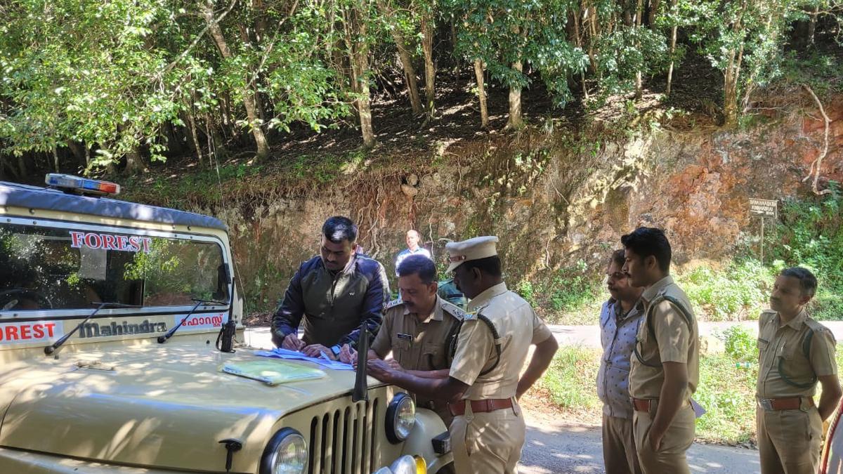 T.N., Kerala forest departments conduct joint inspection of inter-State forest areas