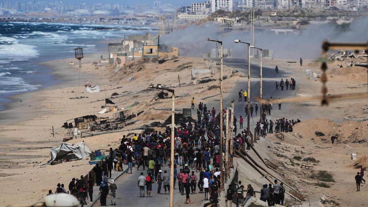 https://th-i.thgim.com/public/incoming/98t7eb/article70143767.ece/alternates/LANDSCAPE_1200/Israel_Palestinians_Gaza_74053.jpg