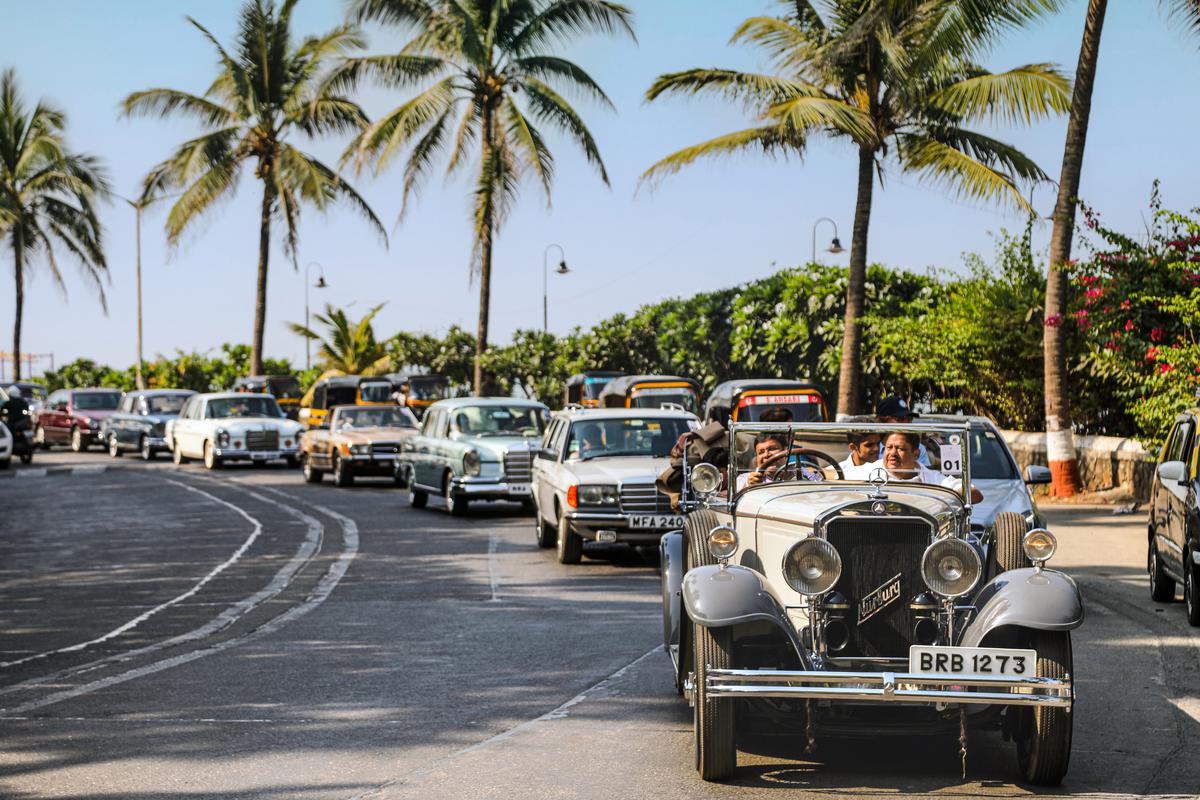 Mercedes-Benz Classic Car Rally held in Mumbai