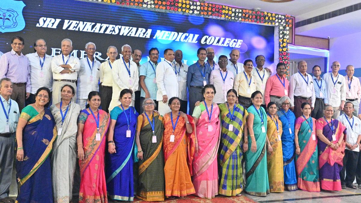 SVMC alumni reunite after 55 years, revisit precious memories