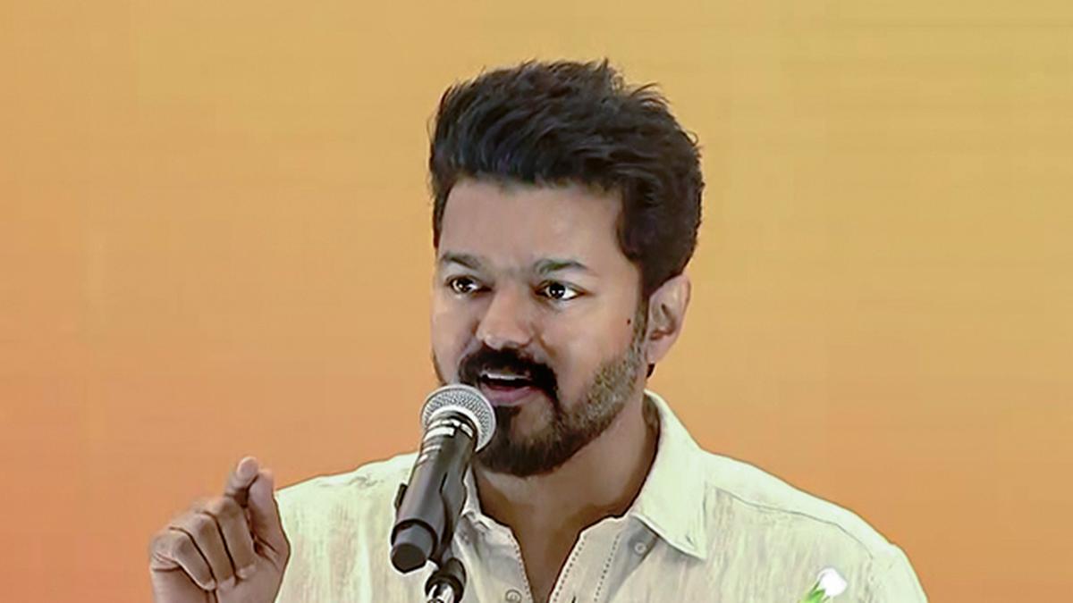 ক্যাম্পাস থেকে সিনেমা পর্যন্ত রাস্তা, এবং রাজনৈতিক নিমজ্জন: বিজয়ের যাত্রা
 GTW Tech