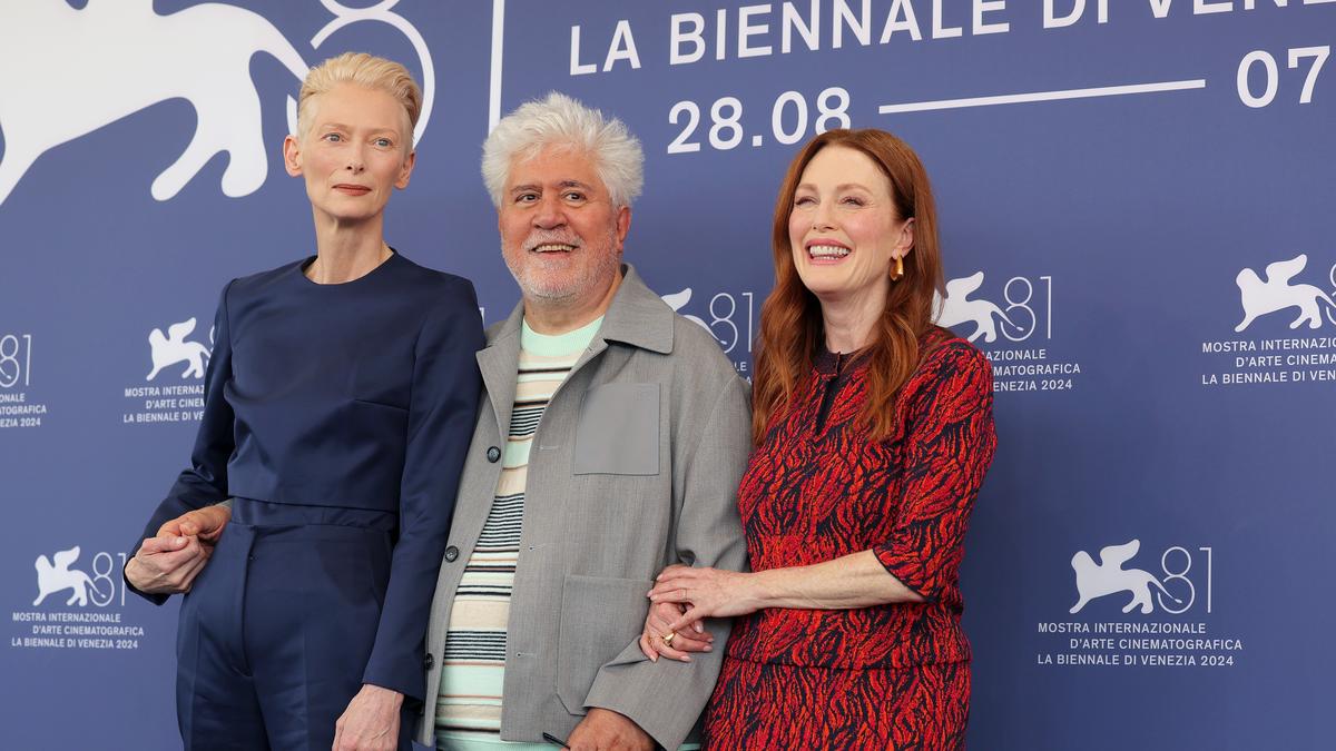 Venice 2024: Pedro Almodóvar’s ’The Room Next Door’ gets the longest standing ovation at festival so far at nearly 20 minutes