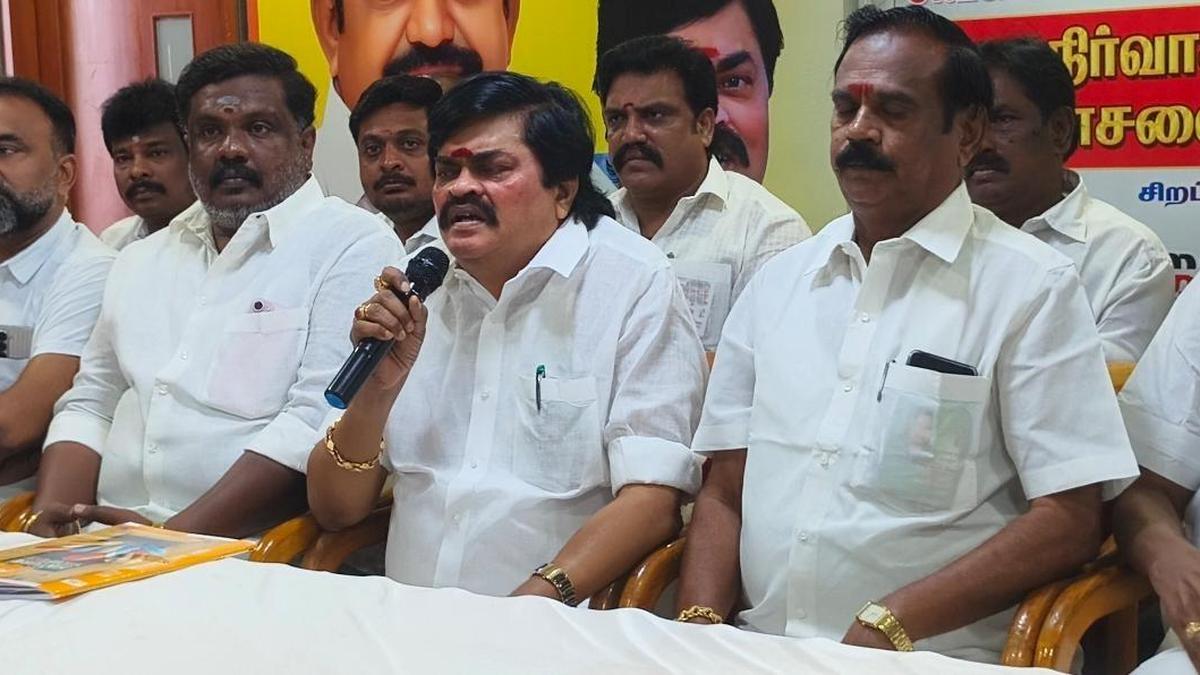 Virudhunagar AIADMK unit stands by EPS, says Rajendhra Bhalaji