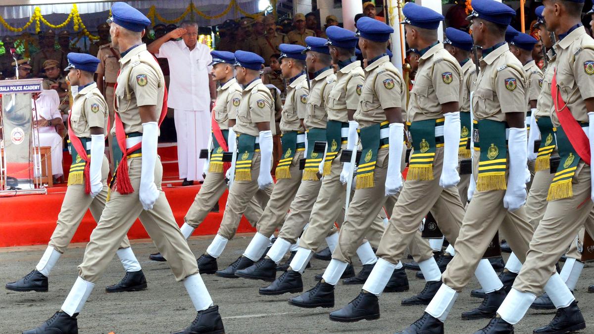 Uphold sense of humanity in times of tragedy, Pinarayi tells new police recruits