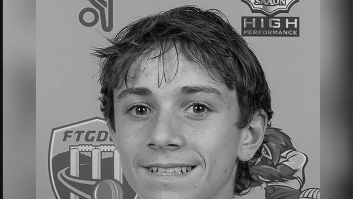 Genç kriket oyuncusu Ben Austin, antrenman sırasında başına aldığı darbe sonucu hayatını kaybetti