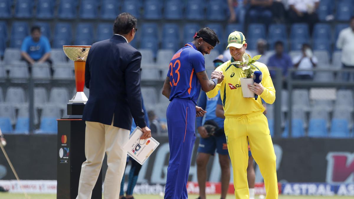 Ind contre Aus 1er ODI |  Le capitaine Hardik choisit de jouer en premier, 4 meneurs choisis