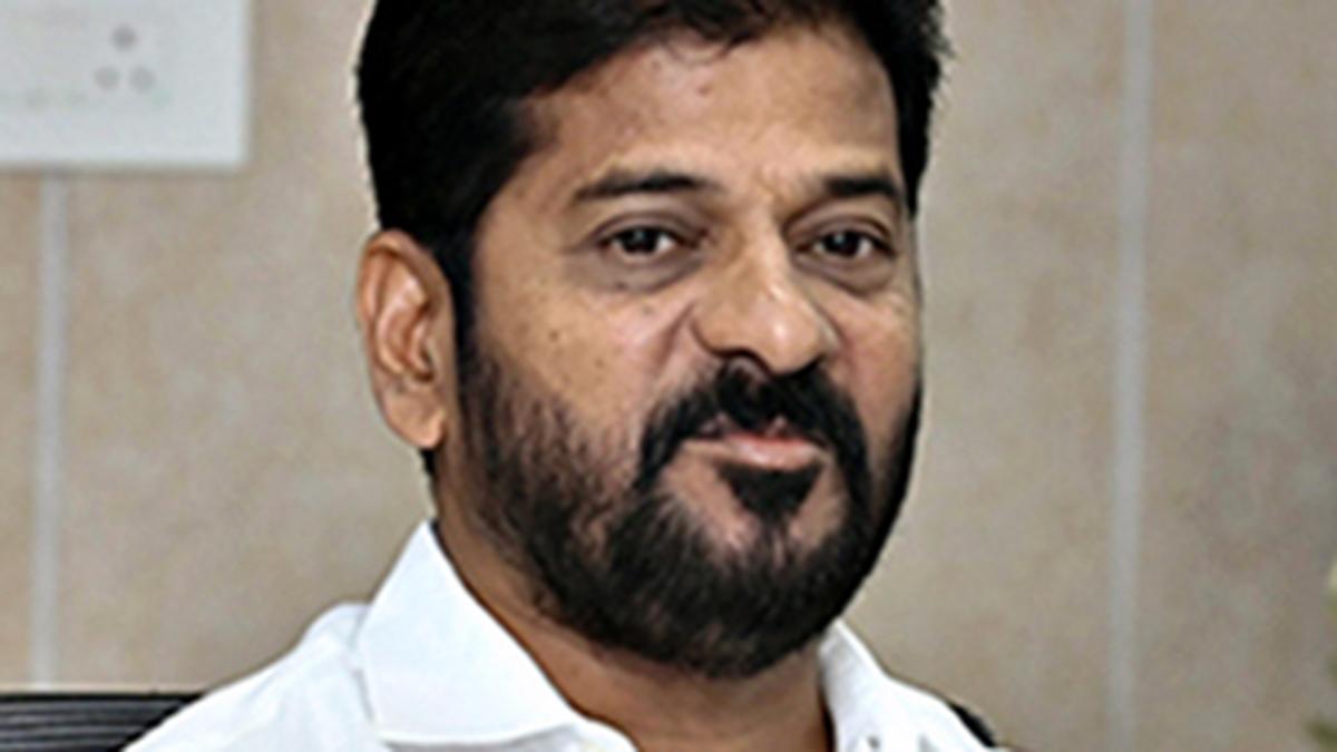 Chief Minister wants CCTV cameras at lakes and tanks within ORR limits  