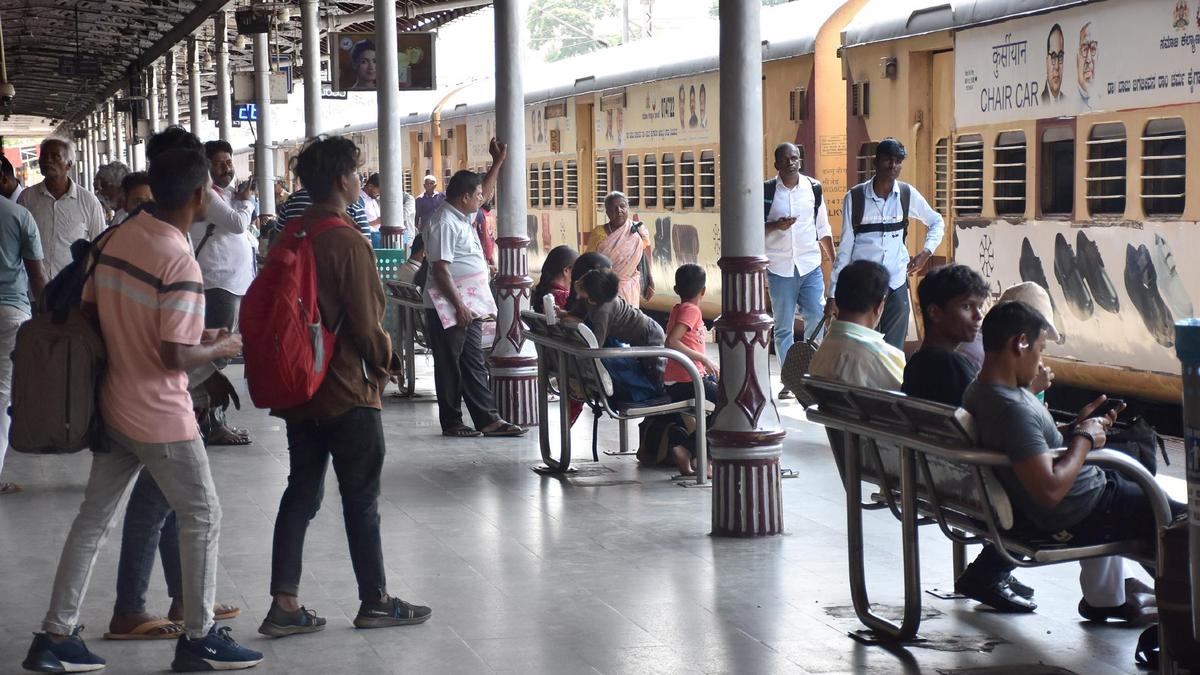RPF cracks down on illegal railway e-ticket booking