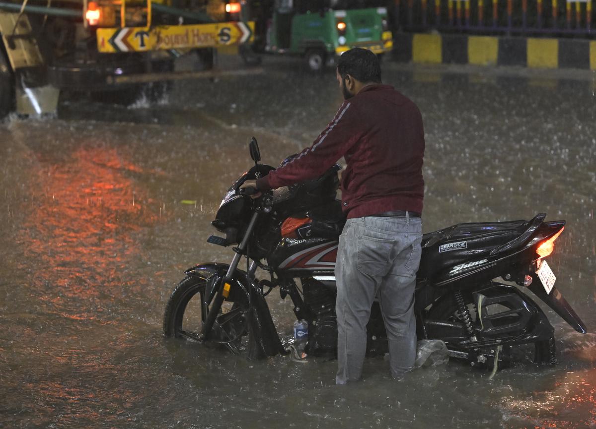 Heavy rain lashed Gachibowli area in Hyderabad on Wednesday (September 17, 2025)