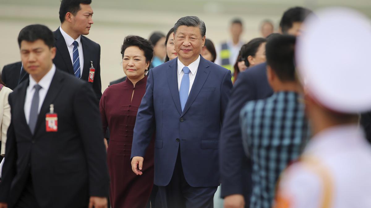 China's Xi visits Vietnam weeks after it strengthened ties with the U.S. and Japan