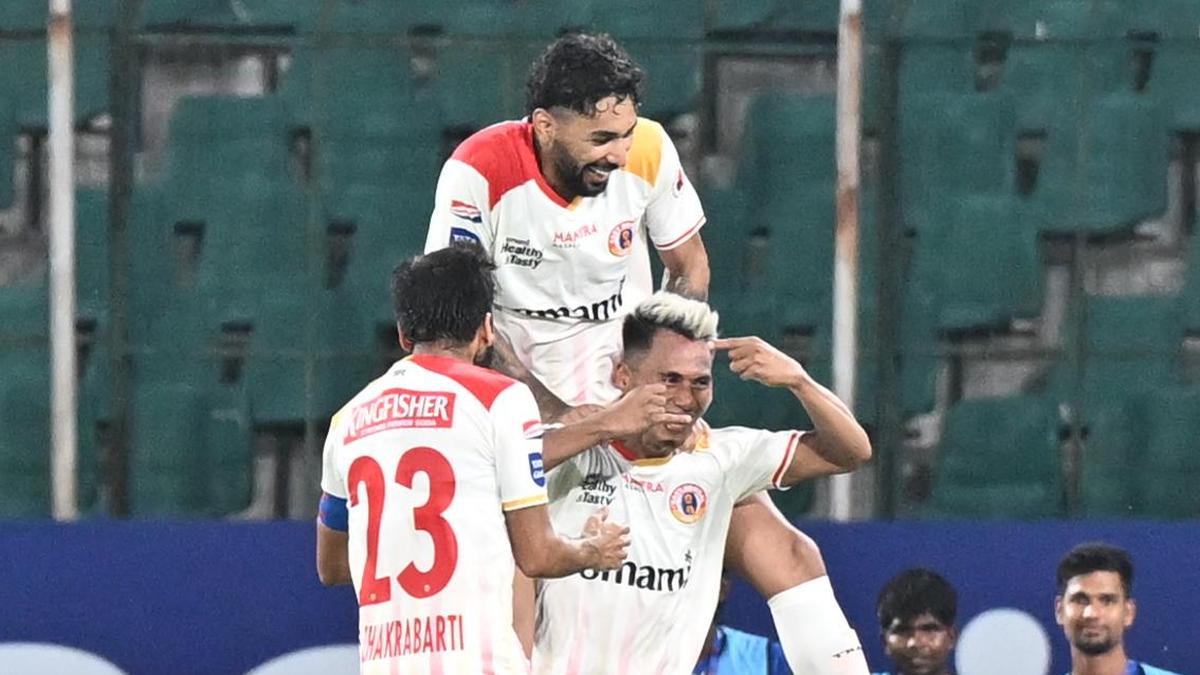 ISL | Late strikes propel East Bengal past Chennaiyin