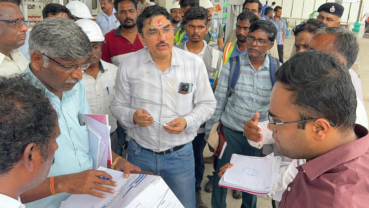 Madurai DRM inspects construction works at Rameswaram railway station