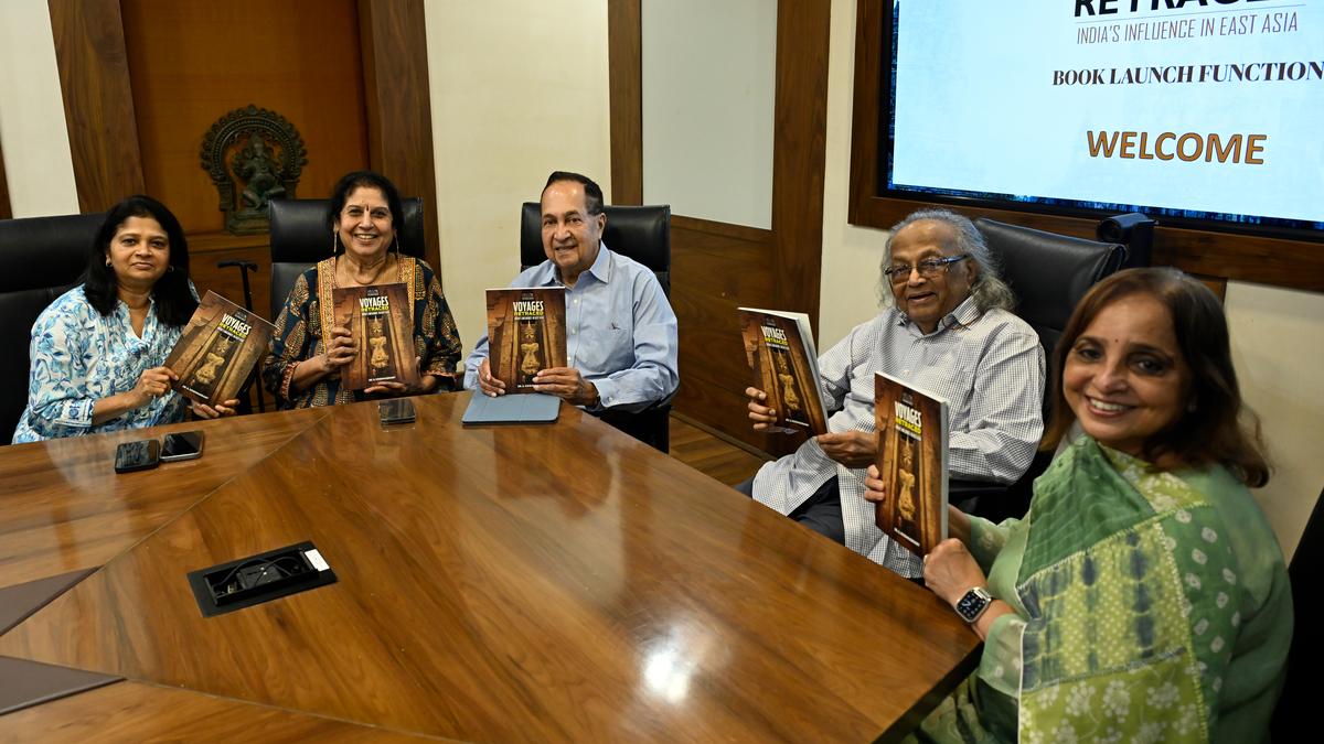 The Hindu Group launches documentary filmmaker Krishnaswamy’s book