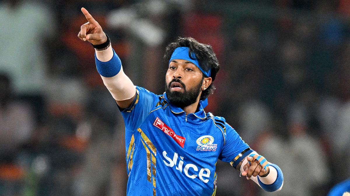 Hardik’s ego-driven, chest-out style of leadership doesn’t look genuine: De Villiers