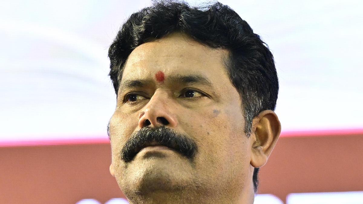 Ambigara Chowdaiah statue will be placed in a prime place, says Shivaraj Tangadagi