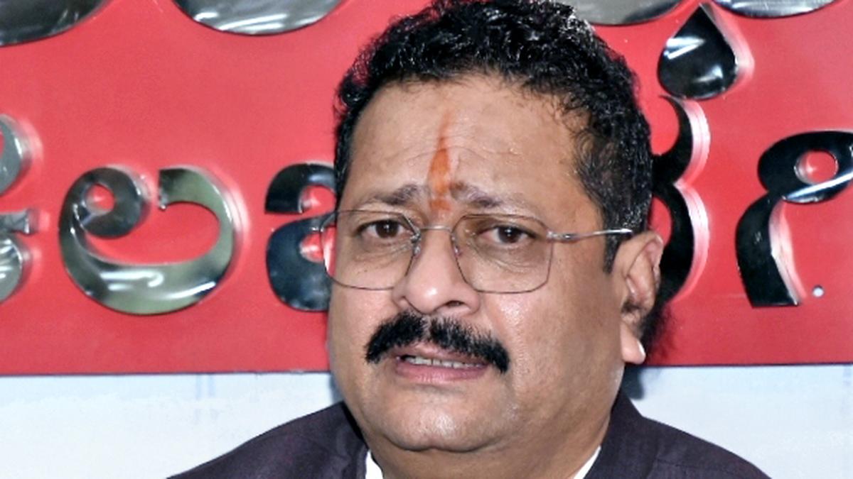 Rift in Karnataka BJP: Leaders supporting State chief Vijayendra to seek expulsion of rebel leader Basanagouda Patil Yatnal, his followers