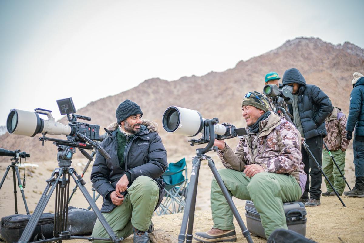 Ismail with other photographers at a Snow Leopard camp