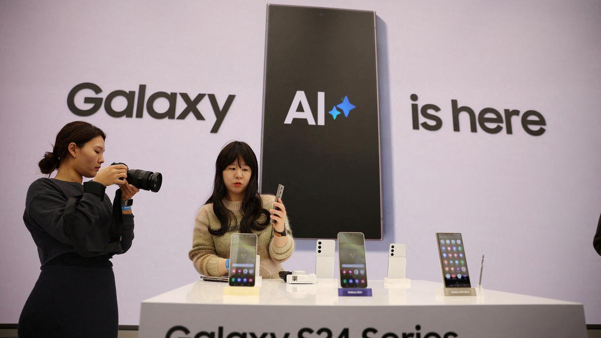 Samsung may infuse Galaxy AI features in older phones 