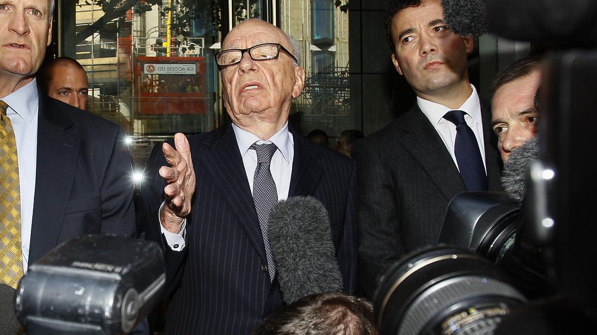 Murdoch’s stepping down is not enough to restore trust in media