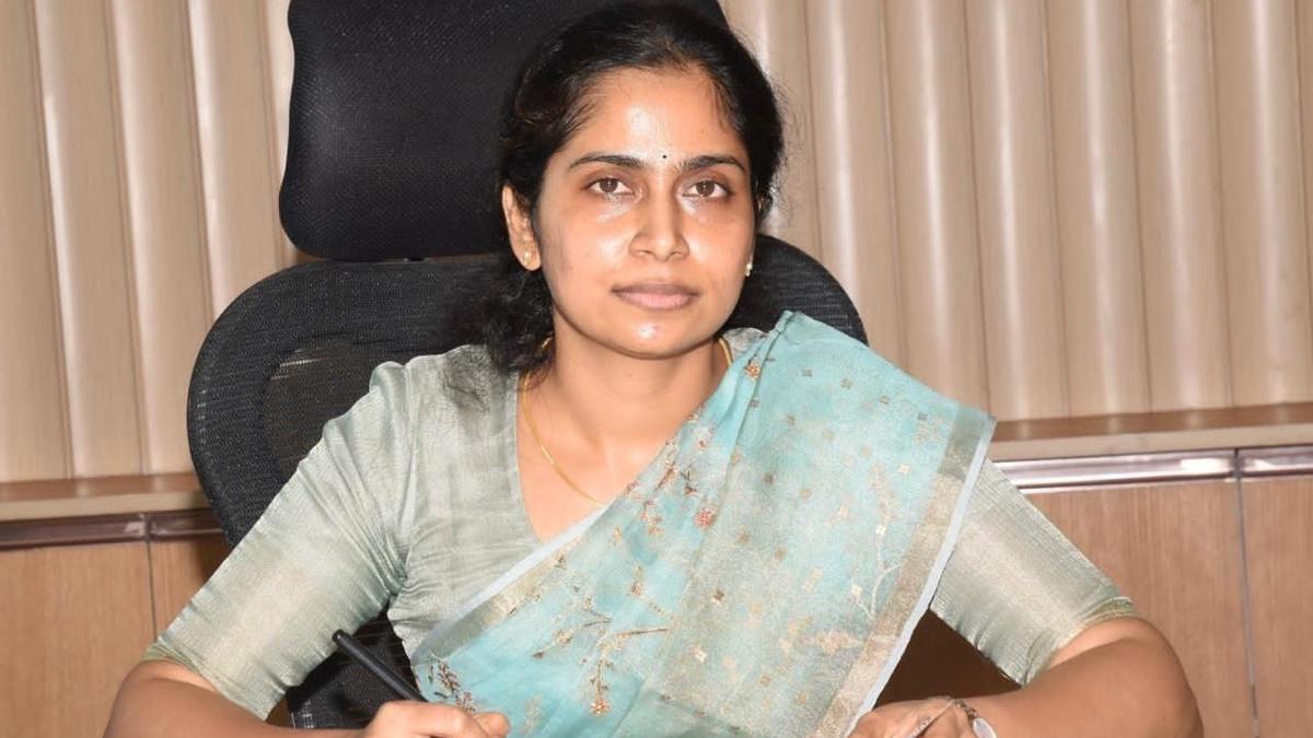 Padmaja assumes office as Collector of Kallakurichi