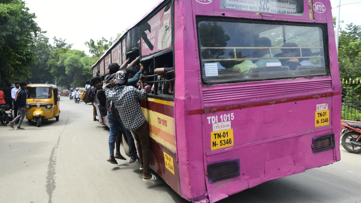 Chennai MRTS commuters want more buses from Chintadripet station