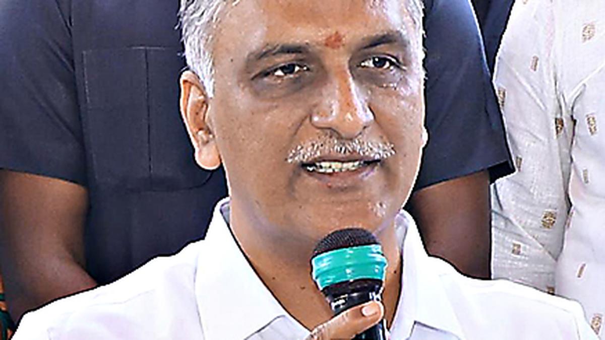 Payment of ₹432-crore bonus to paddy farmers pending for two months: Harish Rao