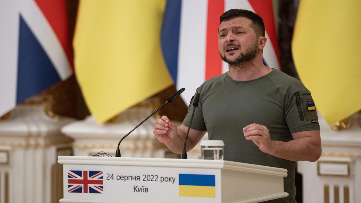 Ukraine will fight 'till the end', Zelensky vows on Independence Day