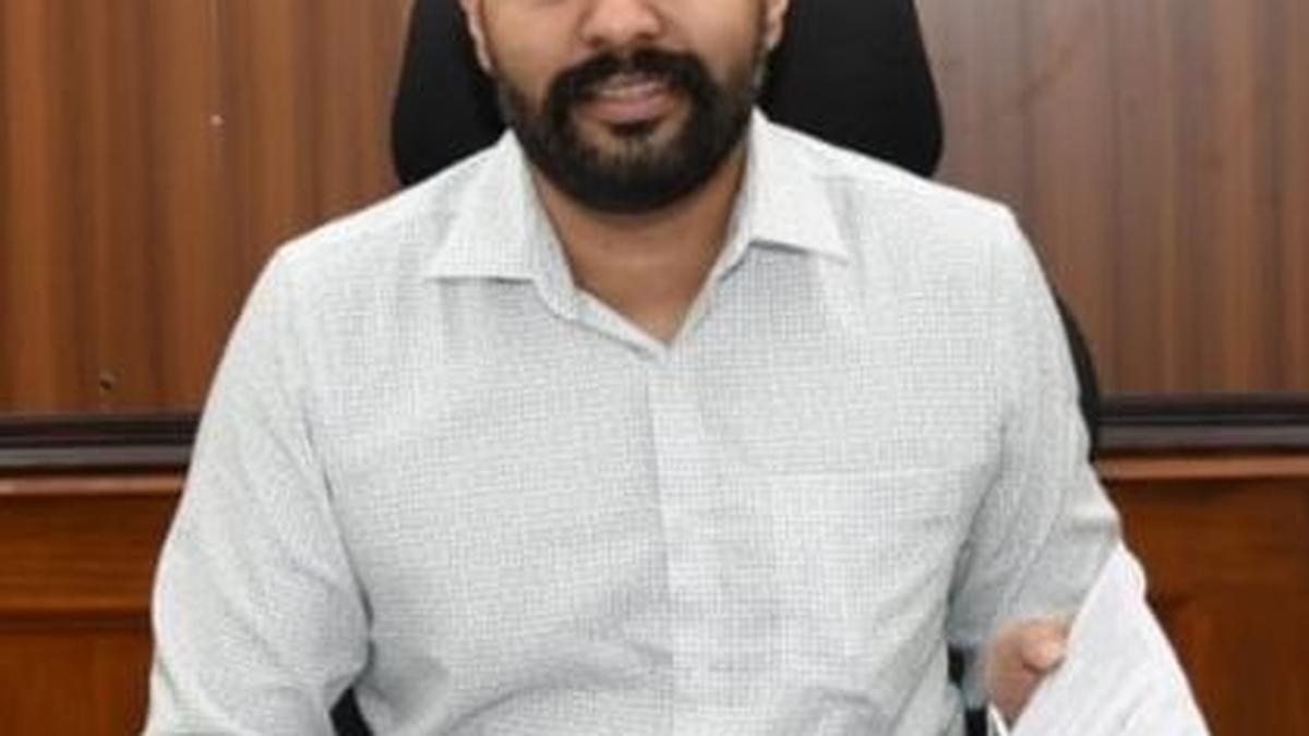 New Madurai Collector Akash assumes office