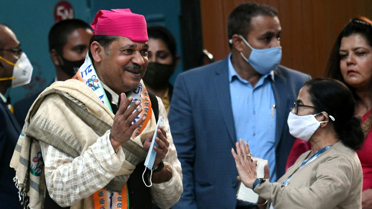 Northeast BJP CMs slam TMC leader Kirti Azad for post on PM Modi&rsquo;s tribal attire